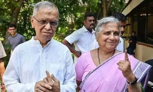 Narayana Murthy and Sudha Murty