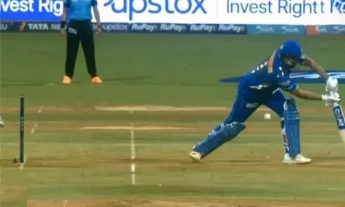 ‘അതെങ്ങനെ ഔട്ടാകും’; രോഹിത് ശർമയുടെ പുറത്താകലിൽ ഡി.ആർ.എസിനെ പഴിച്ച് മുൻ താരങ്ങൾ