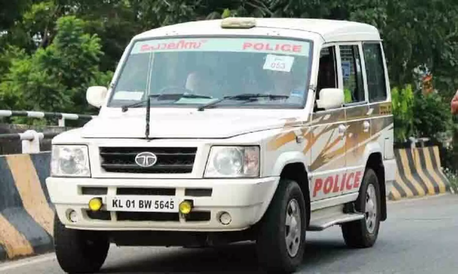 കര്‍ഷകന്‍റെ വീട്ടിലേക്ക് ഗുണ്ട് എറിഞ്ഞു; സി.സി.ടി.വി ദൃശ്യങ്ങൾ ലഭിച്ചു