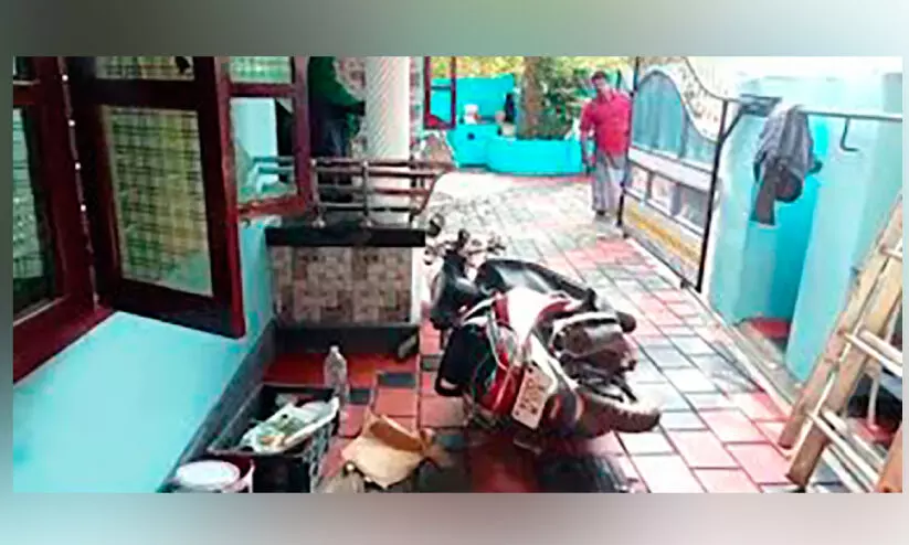 ലഹരി മാഫിയ വീട് തകര്‍ത്ത്​ വീട്ടുകാരെ ആക്രമിച്ചു