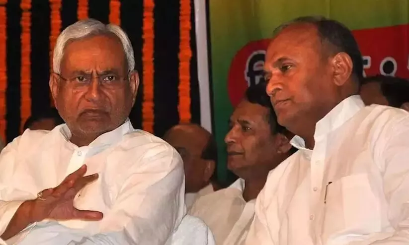 അഴിമതി ആരോപണത്തിൽ പാർട്ടി വിശദീകരണം തേടി; രാജിവെച്ച് ബി.ജെ.പിയിൽ ചേരാനൊരുങ്ങി ജെ.ഡി.യു മുൻ മന്ത്രി