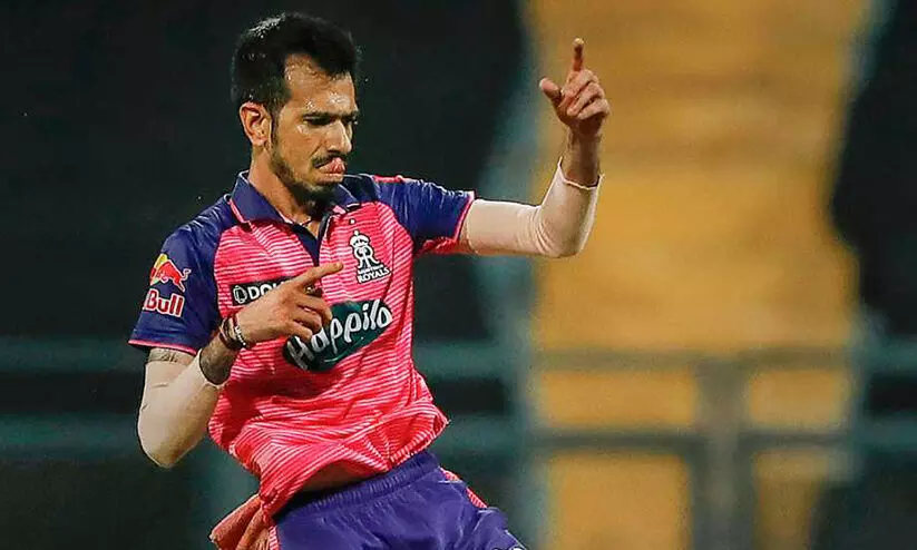 ഐ.പി.എൽ വിക്കറ്റ് വേട്ടയിൽ ചരിത്രം കുറിച്ച് ചാഹൽ ഐ.പി.എൽ വിക്കറ്റ് വേട്ടയിൽ ചരിത്രം കുറിച്ച് ചാഹൽ