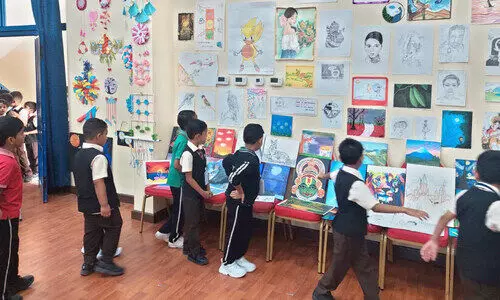 ആ​ർ​ട്ട് ആ​ൻ​ഡ് ക്രാ​ഫ്റ്റ് എ​ക്‌​സി​ബി​ഷ​ൻ