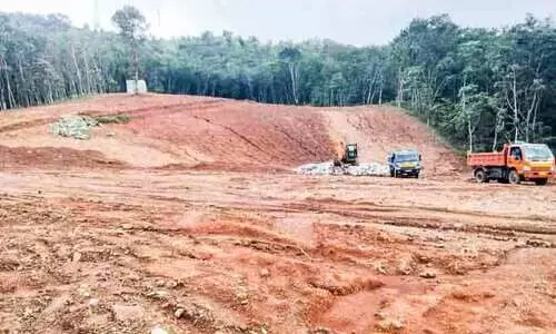 അനധികൃത മണ്ണെടുപ്പ്; ടിപ്പർ പിടികൂടി