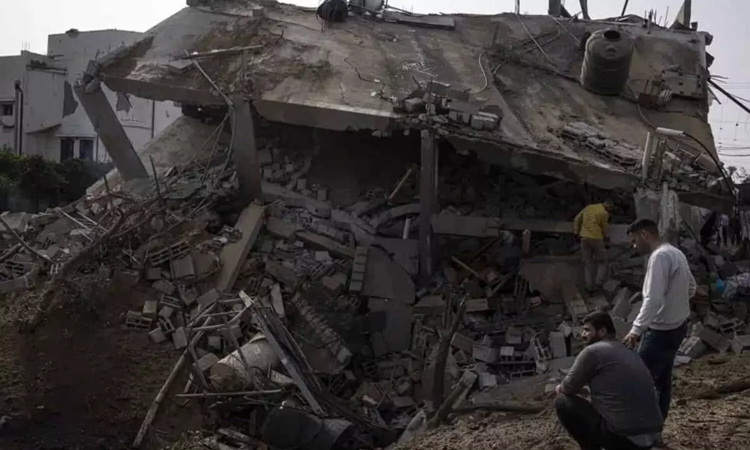 ജറൂസലമിന് സമീപം റോക്കറ്റ്പതിച്ചു; സംഘർഷം രൂക്ഷം