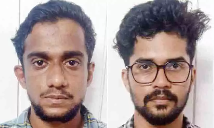 വിദ്യാർഥിനിയെ പീഡിപ്പിച്ച അധ്യാപകനും സഹായിയും അറസ്റ്റില് വിദ്യാർഥിനിയെ പീഡിപ്പിച്ച അധ്യാപകനും സഹായിയും അറസ്റ്റില്