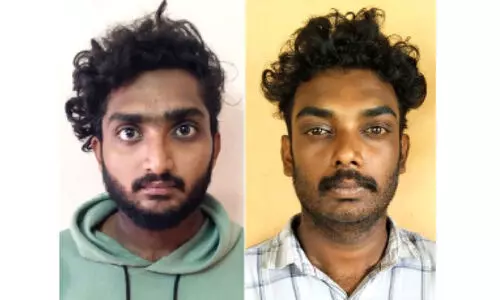 മുക്കുപണ്ടം പണയംവെച്ച് പണം തട്ടിയ കേസിൽ രണ്ടുപേർ പിടിയിൽ