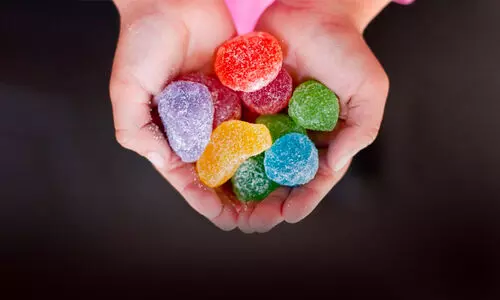 ലഹരി ചേര്‍ന്ന മിഠായി: സ്‌കൂള്‍ പരിസരങ്ങളില്‍ കര്‍ശന പരിശോധന നടത്താന്‍ കലക്ടറുടെ നിര്‍ദേശം