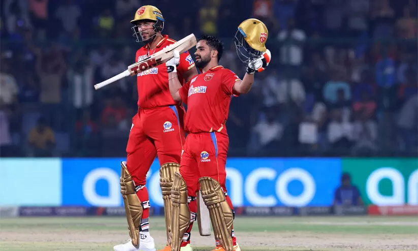 പ്രഭ്‌സിമ്രാന്‍ സിങ്ങിന്റെ ഒറ്റയാൾ പോരാട്ടം (103) കാത്തു; പഞ്ചാബിനെതിരെ ഡൽഹിക്ക് 168 റൺസ് വിജയലക്ഷ്യം