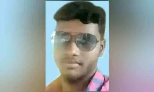 ത​മി​ഴ്നാ​ട് സ്വ​ദേ​ശി​യാ​യ യു​വാ​വ് ബി​ഷ​യി​ൽ തൂ​ങ്ങി​മ​രി​ച്ചു