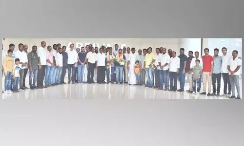 രാ​ഹു​ൽ മാ​ങ്കൂ​ട്ട​ത്തി​ലി​ന് സ്വീ​ക​ര​ണം യൂ​ത്ത് കോ​ൺ​ഗ്ര​സ്‌ നൽകി