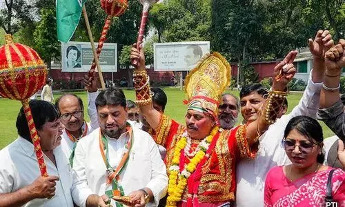 ‘കൈപ്പിടി’യിൽ കർണാടക; തോറ്റമ്പി ബി.ജെ.പി