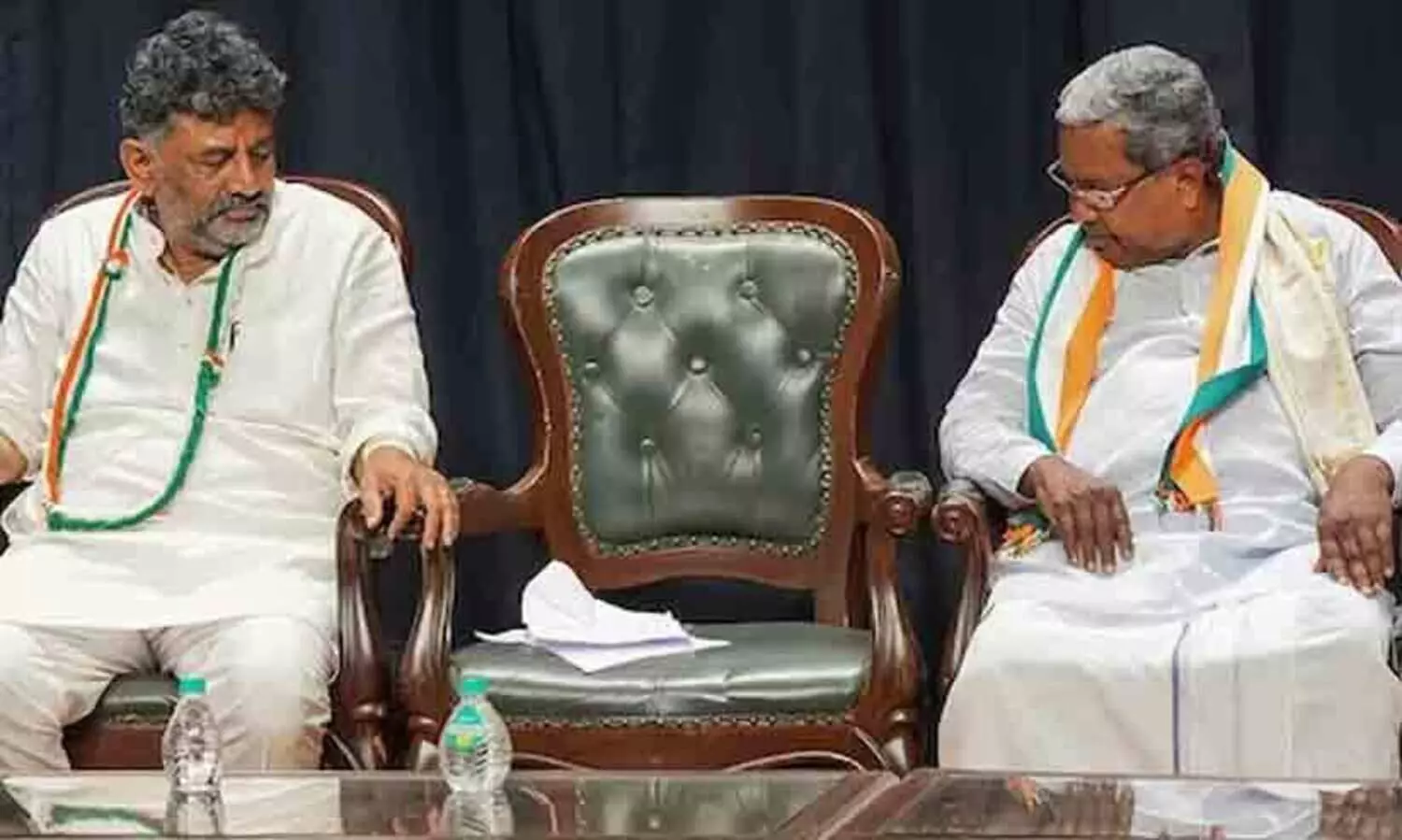 DK Shivakumar, Siddaramaiah