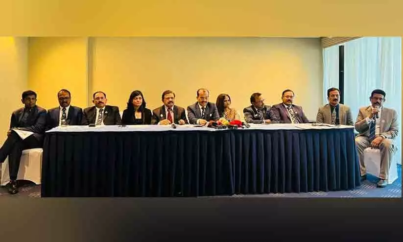 ഡോക്ടർമാരുടെ ആഗോള കൂട്ടായ്മ ശശി തരൂർ ഉദ്ഘാടനം ചെയ്യും ഡോക്ടർമാരുടെ ആഗോള കൂട്ടായ്മ ശശി തരൂർ ഉദ്ഘാടനം ചെയ്യും