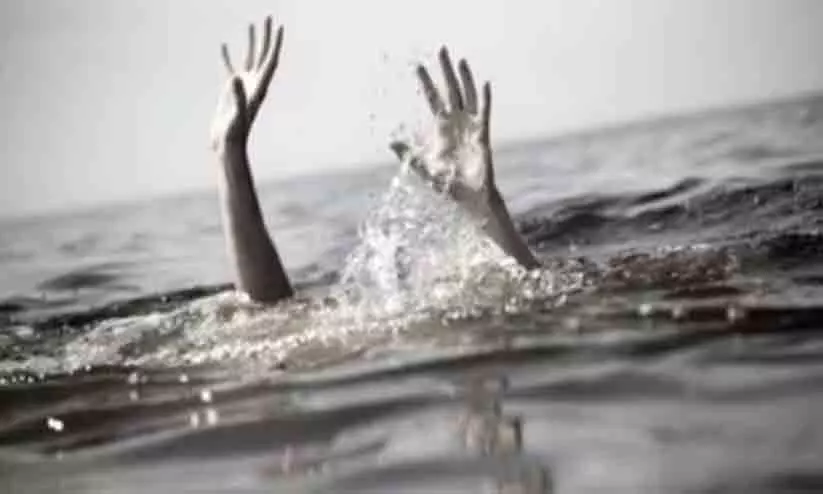 drown in Krishna Sagar Lake