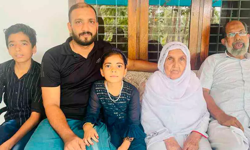 pathumma hajjumma pathumma hajjumma