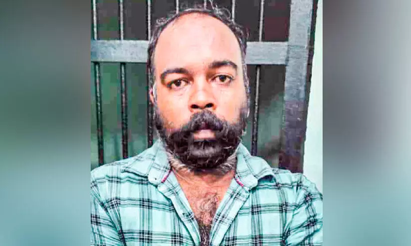 മയക്കുമരുന്ന് ഗുളികളുമായി യുവാവ് പിടിയിൽ മയക്കുമരുന്ന് ഗുളികളുമായി യുവാവ് പിടിയിൽ