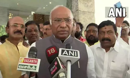 മുഖ്യമന്ത്രി തീരുമാനം  നിയമസഭാ കക്ഷി യോഗത്തിന് ശേഷം -ഖാർഗെ