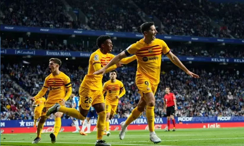 ബാഴ്സലോണക്ക് ലാ ലീഗ കിരീടം; എസ്പാനിയോളിനെ 4-2ന് തകർത്തു; ലവന്‍ഡോവ്സ്കിക്ക് ഇരട്ടഗോൾ