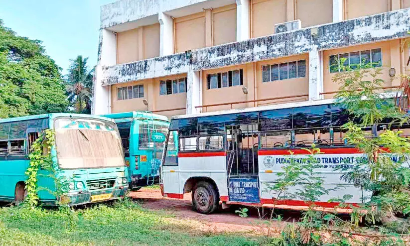 bus service stopped bus service stopped