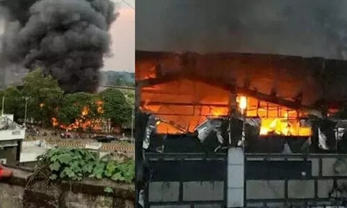 ഐ.ടി കമ്പനി കെട്ടിടത്തിലെ തീപിടിത്തം: കോടികളുടെ നഷ്ടം, പരിശോധന തുടരും