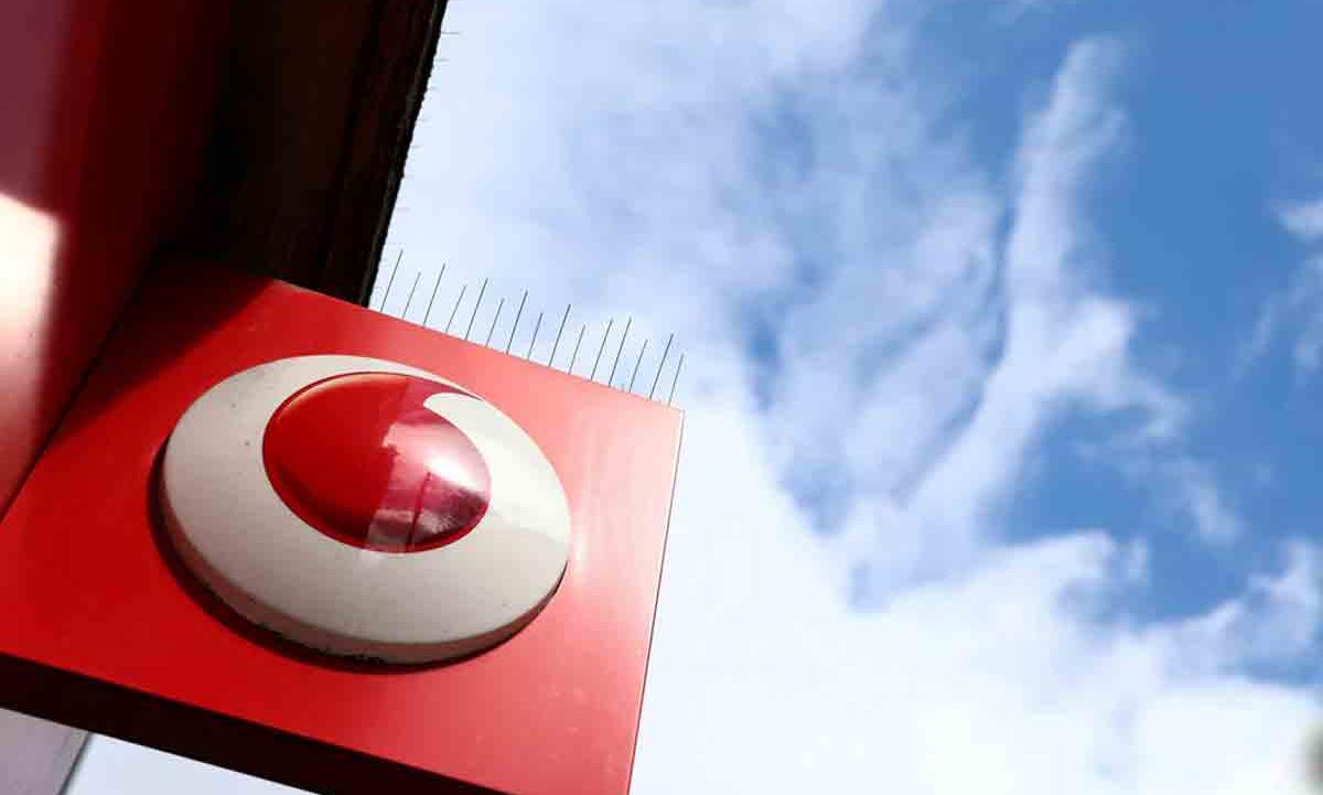 11 000 Vodafone Plans To Cut 