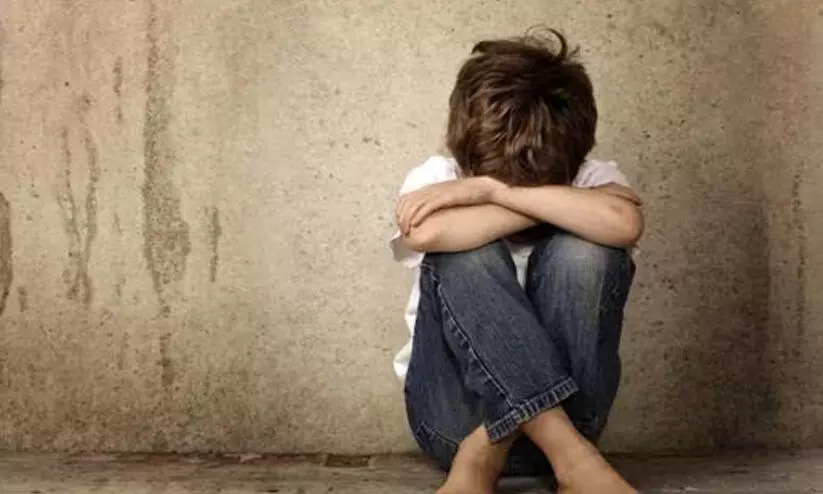 ബസിൽ വിദ്യാർഥിയോട് ലൈംഗികാതിക്രമം: ഭിന്നശേഷിക്കാരന് മൂന്ന് വർഷം കഠിനതടവും പിഴയും ബസിൽ വിദ്യാർഥിയോട് ലൈംഗികാതിക്രമം: ഭിന്നശേഷിക്കാരന് മൂന്ന് വർഷം കഠിനതടവും പിഴയും