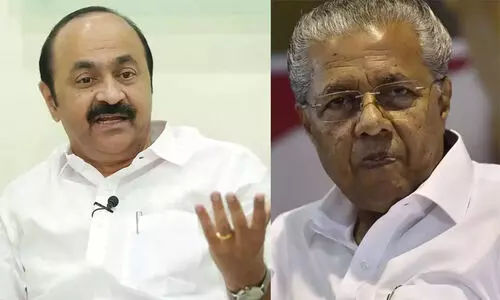 അഴിമതിക്കഥകളെല്ലാം പുറത്ത് വരുമ്പോള്‍ മുഖ്യമന്ത്രിക്ക് തലയില്‍ മുണ്ടിട്ട് നടക്കേണ്ടി വരുമെന്ന് വി.ഡി സതീശൻ