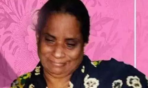 നിരവധി കഞ്ചാവ് കേസുകളിൽ പ്രതിയായ സ്ത്രീ 1.7 കിലോ കഞ്ചാവുമായി പിടിയിൽ