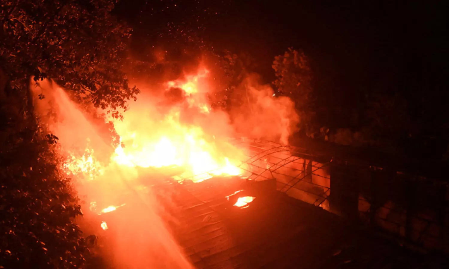 കൊല്ലം ജില്ല മരുന്ന്​ സംഭരണകേന്ദ്രത്തിൽ വൻ തീപിടിത്തം