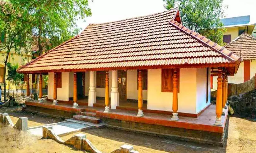 നവീകരിച്ച വൈദികമഠം ഉദ്ഘാടനം ഇന്ന് നവീകരിച്ച വൈദികമഠം ഉദ്ഘാടനം ഇന്ന്