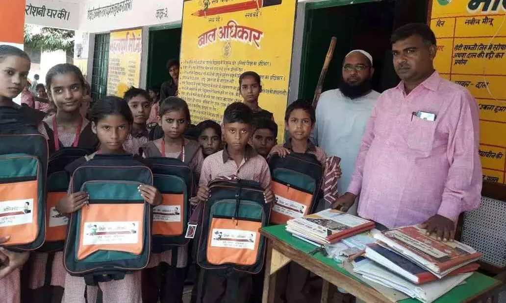 അല്ലാമ ഇഖ്ബാലിന്റെ പദ്യം പഠിപ്പിച്ചതിന് ജയിലിലടക്കുന്ന കാലം