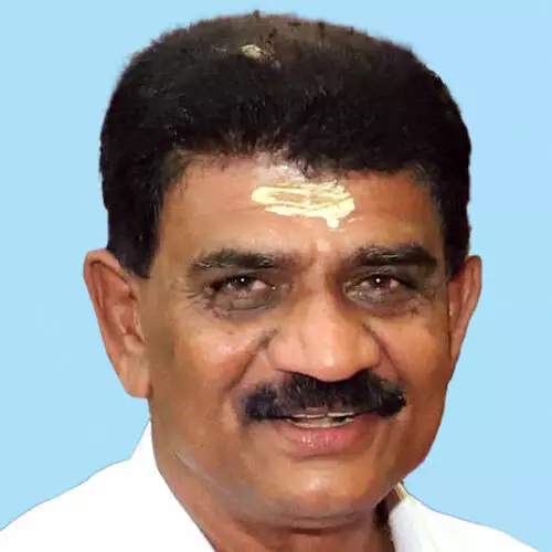 മ​നോ​ഹ​ര​ൻ