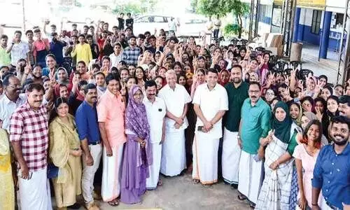 ‘മി​ഷ​ൻ തൗ​സ​ൻ​ഡ്’ പ്രാ​ദേ​ശി​ക ഭ​ര​ണ​കൂ​ട​ങ്ങ​ൾ​ക്ക് പ​രി​മി​തി​യി​ല്ലെ​ന്ന​തി​ന്റെ തെ​ളി​വ് -ഇ.​ടി. മു​ഹ​മ്മ​ദ് ബ​ഷീ​ർ എം.​പി