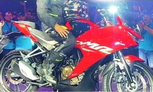 Hero Karizma XMR shown to dealers ahead of launch