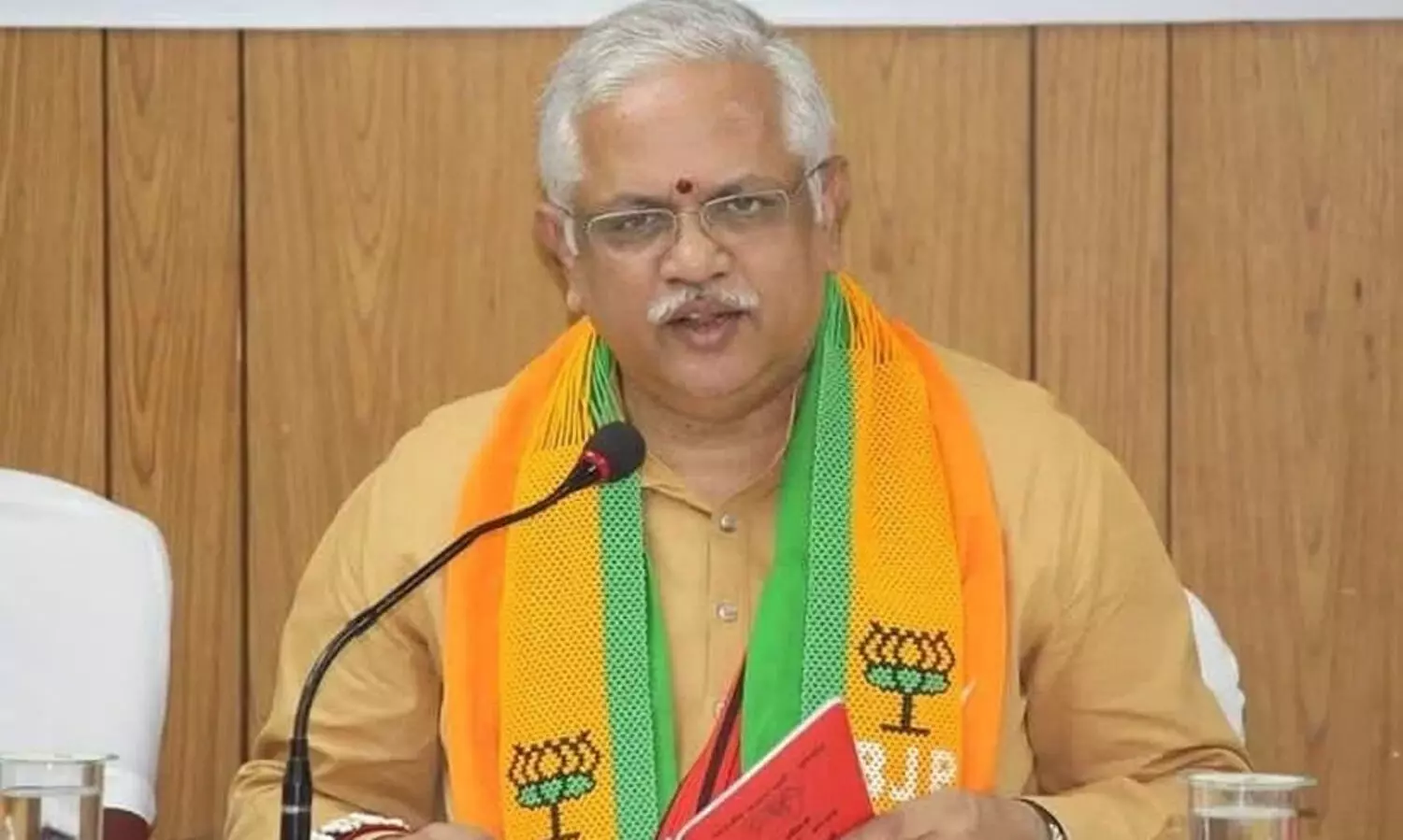 ആം ആദ്മി പാർട്ടി ഗുരുതരരോഗം, രാജ്യത്തെ ബാധിക്കുംമുമ്പ് ഇല്ലാതാക്കണം -ബി.ജെ.പി നേതാവ് ബി.എൽ. സന്തോഷ്