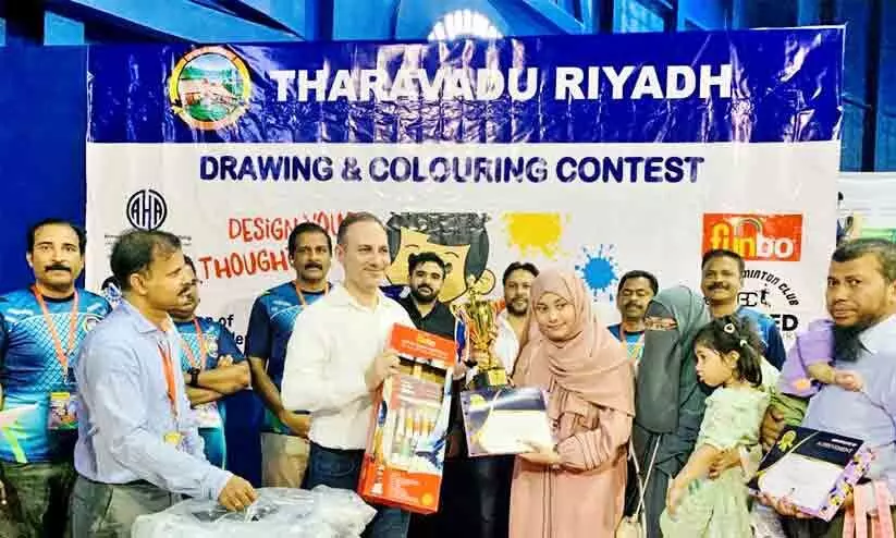 തറവാട് ചിത്രരചന മത്സരം സംഘടിപ്പിച്ചു തറവാട് ചിത്രരചന മത്സരം സംഘടിപ്പിച്ചു