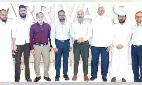 ജൗ​ഹ​ർ മു​ന​വ്വി​റി​ന് സ്വീ​ക​ര​ണം