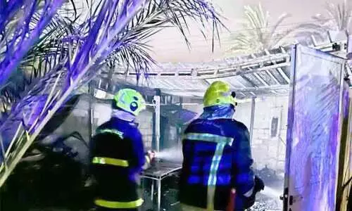 ഗോ​ഡൗ​ണി​ന്​ തീ​പി​ടി​ച്ചു