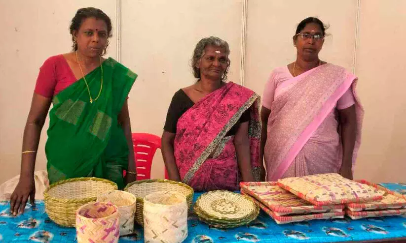 ഈറ്റ ഉൽപന്നങ്ങളുടെ ‘തനിമ’യാണ് ഇവരുടെ ജീവിതം നെയ്യുന്നത് ഈറ്റ ഉൽപന്നങ്ങളുടെ ‘തനിമ’യാണ് ഇവരുടെ ജീവിതം നെയ്യുന്നത്