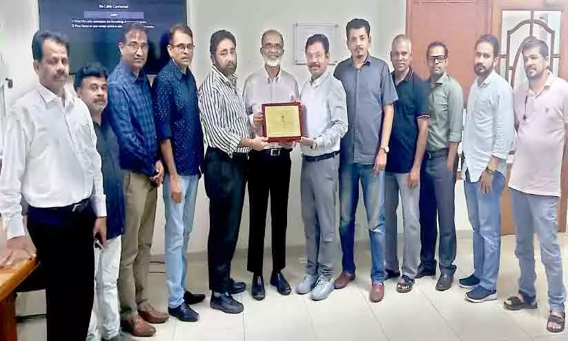 യാ​ത്ര​യ​യ​പ്പ്