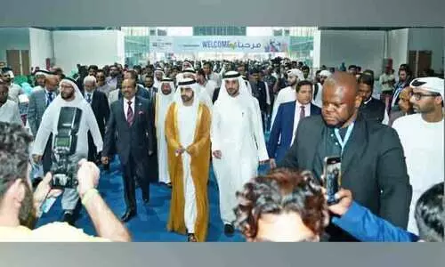 ആഘോഷത്തിന്റെ കട തുറന്നു ആഘോഷത്തിന്റെ കട തുറന്നു