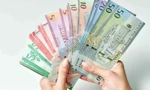 റിയാൽ വിനിമയ നിരക്ക് വീണ്ടും 215ലേക്ക്