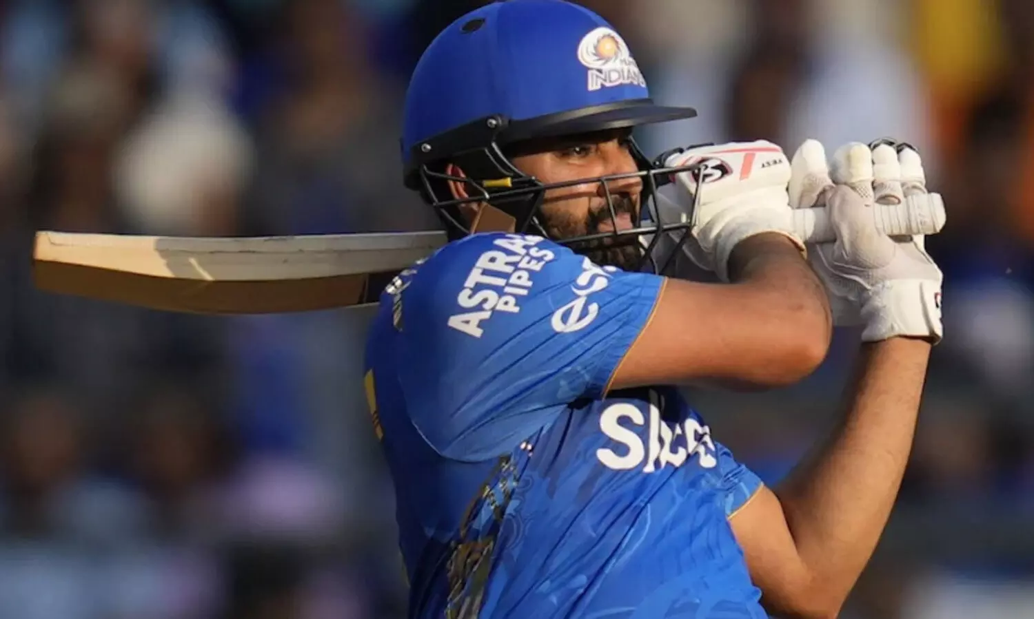 തകർപ്പൻ അർധസെഞ്ച്വറി; രോഹിത് സ്വന്തമാക്കിയത് രണ്ട് ​റെക്കോഡുകൾ