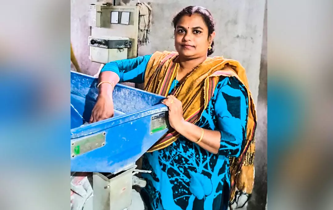 വളർച്ചയുടെ പടവിൽ ഈ വീട്ടമ്മ വളർച്ചയുടെ പടവിൽ ഈ വീട്ടമ്മ