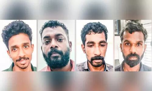 മുക്കുപണ്ടം പണയംവെച്ച് ലക്ഷങ്ങൾ തട്ടിയ സംഘത്തിലെ നാലുപേർ പിടിയിൽ