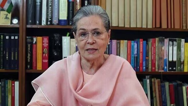 വിദ്വേഷ രാഷ്ട്രീയത്തേയും അഴിമതി ഭരണത്തേയും കർണാടകയിലെ ജനങ്ങൾ തിരസ്കരിച്ചുവെന്ന് സോണിയ ഗാന്ധി