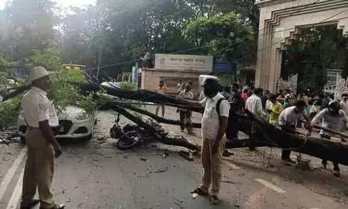 22-year-old dies as rains lash Bengaluru CM announces compensation 22-year-old dies as rains lash Bengaluru CM announces compensation