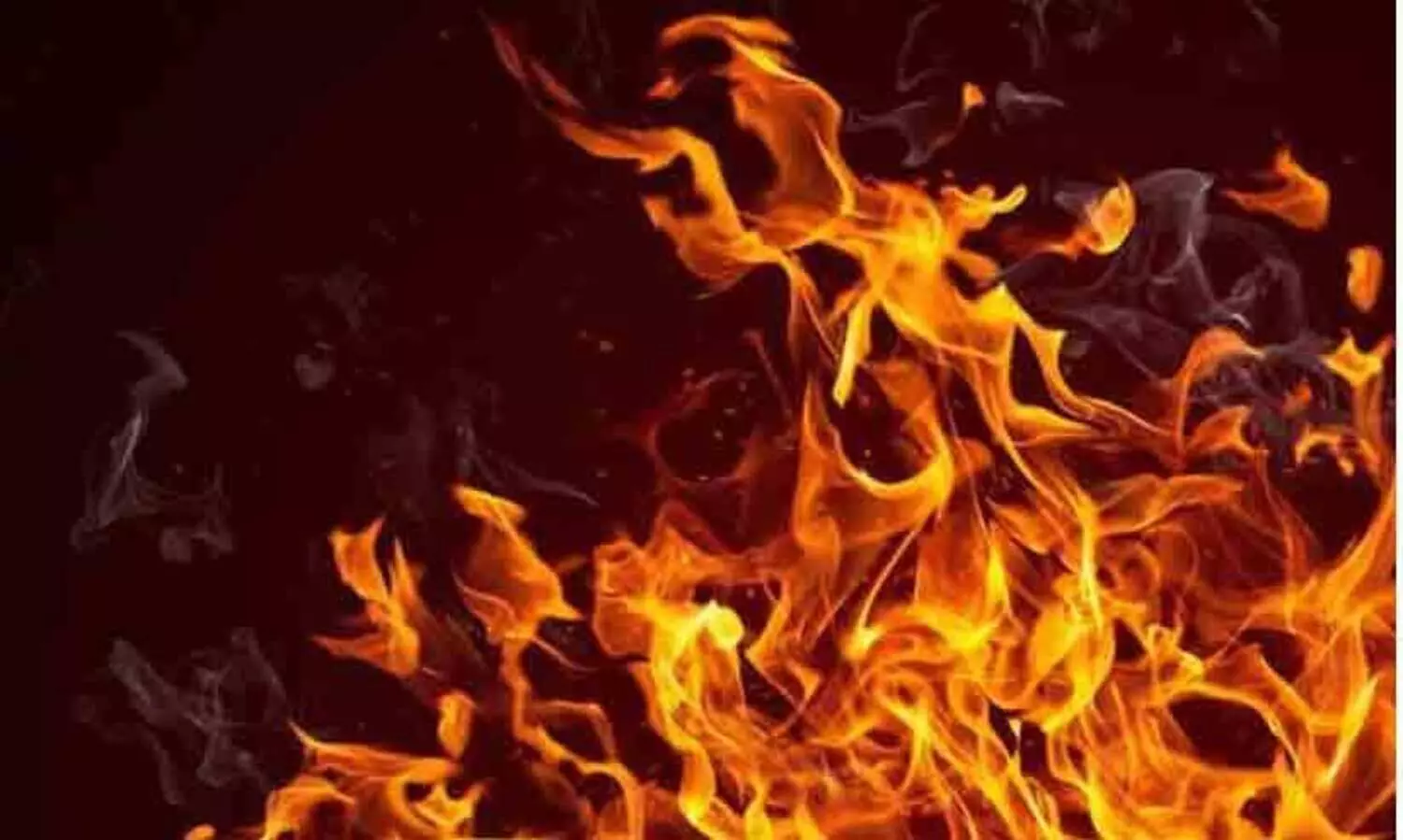 ദാഹിറയിൽ വീടിന്​ തീപിടിച്ചു