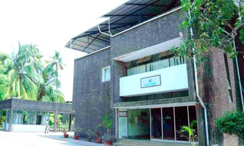 അരൂർ കെൽട്രാക്ക് അടച്ചുപൂട്ടലിന്‍റെ വക്കിൽ; ജീവനക്കാർക്ക് ശമ്പളം നൽകിയിട്ട് മാസങ്ങൾ